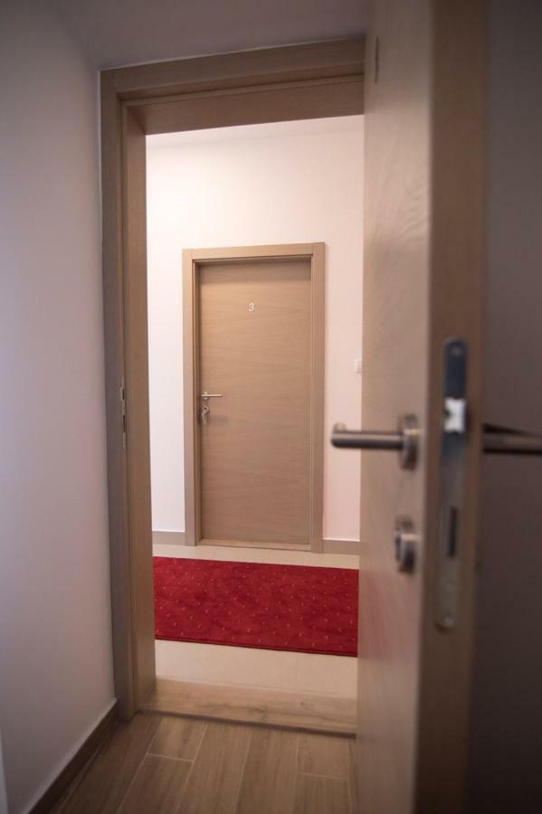 Apartmani Mg Trebinje Buitenkant foto